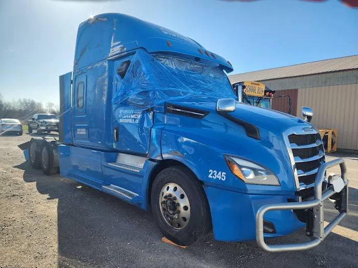 Great Lakes Collision Center 6
