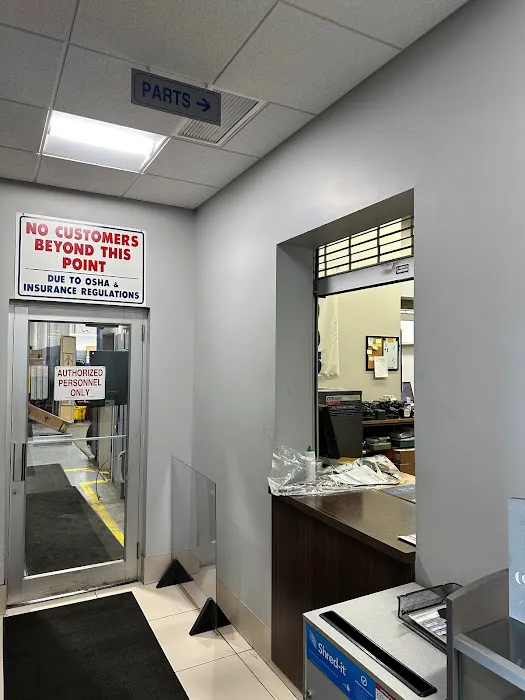 Byers Chrysler Jeep Dodge Ram Service Center 3