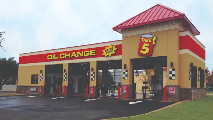 Take 5 Oil Change 0