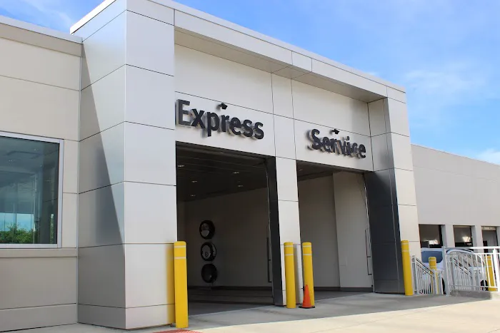 Evans INFINITI of Dayton Service Department 2