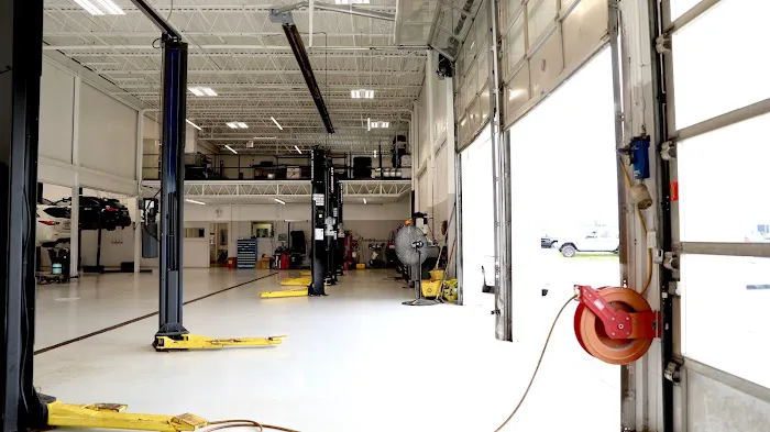 Evans INFINITI of Dayton Service Department 4