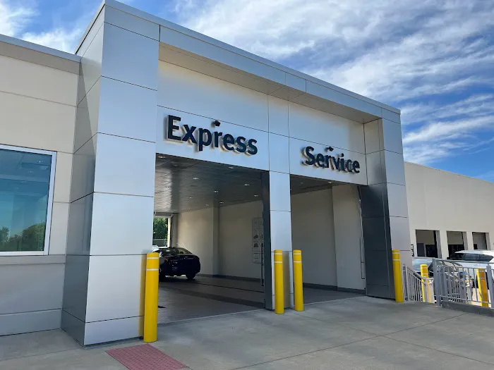 Evans INFINITI of Dayton Service Department 1