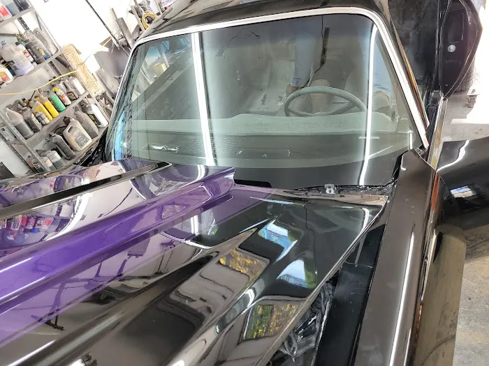 J's Auto Glass 9