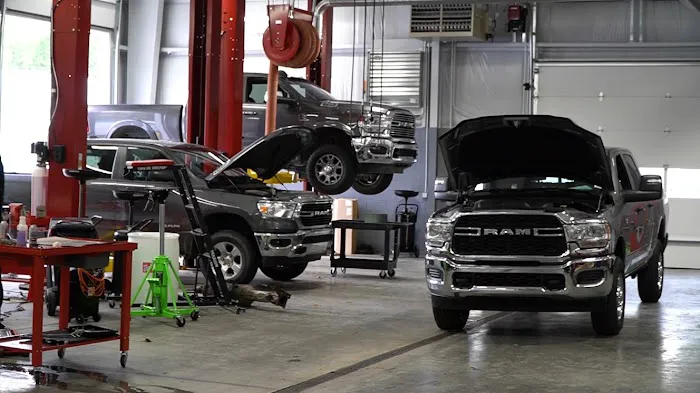 Glockner Chrysler Dodge Jeep Ram of Portsmouth Service 3
