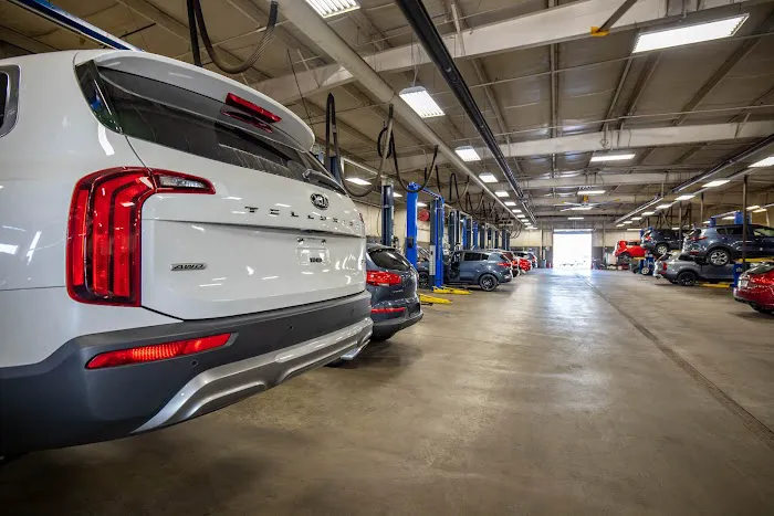 Kings Kia Service Center 6
