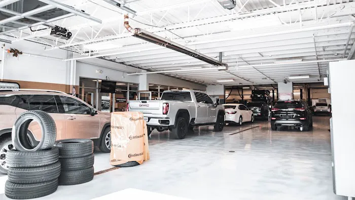 Borcherding Buick GMC Service Center 8