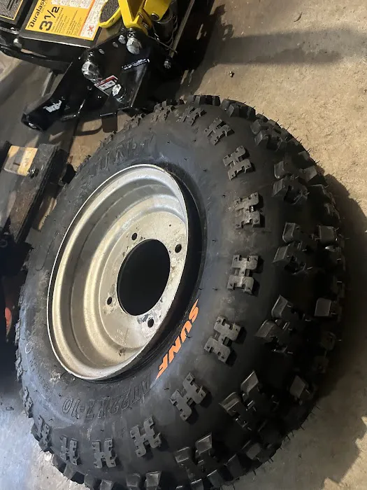 Grismer Tire & Auto Service Center 8