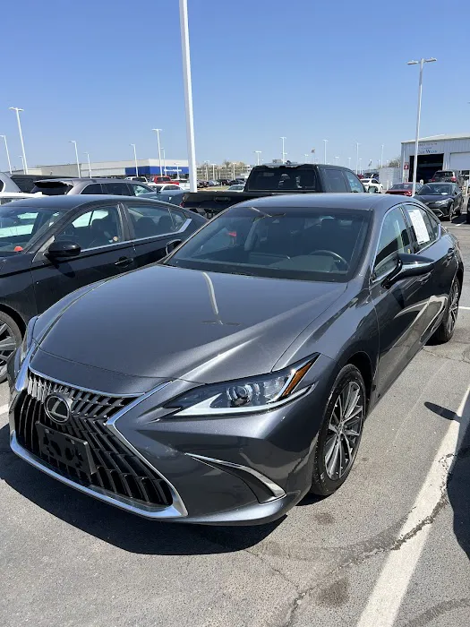 Kings Toyota Service Center 4