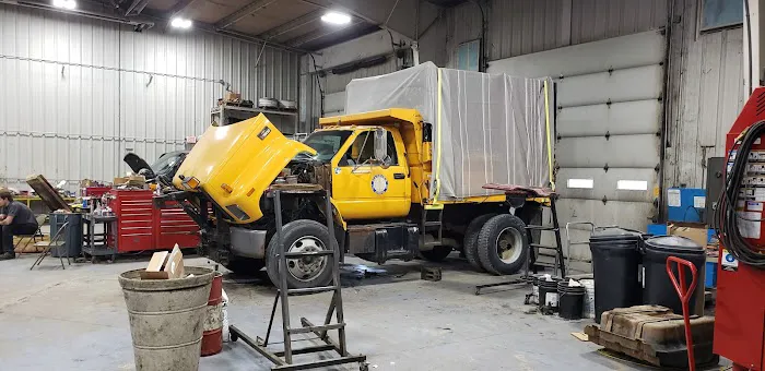 Custom Truck & Fleet Services 3