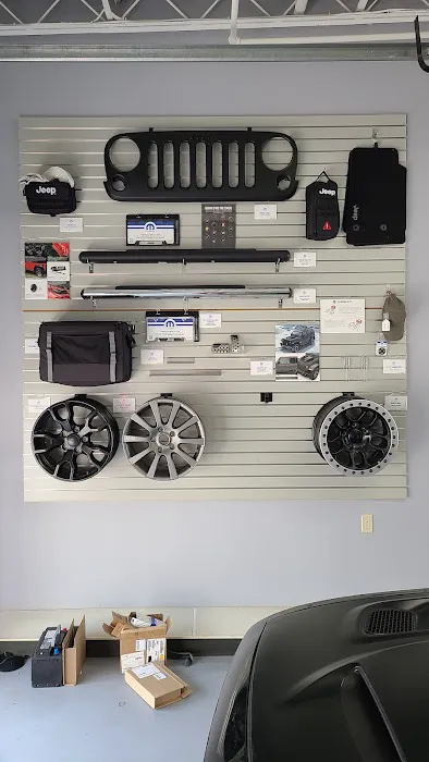 Jeff Wyler Chrysler Dodge Jeep RAM of Eastgate - Service Center 2