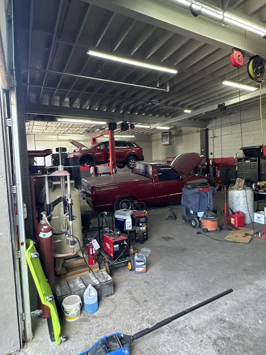 Mendoza’s Auto Kings 8