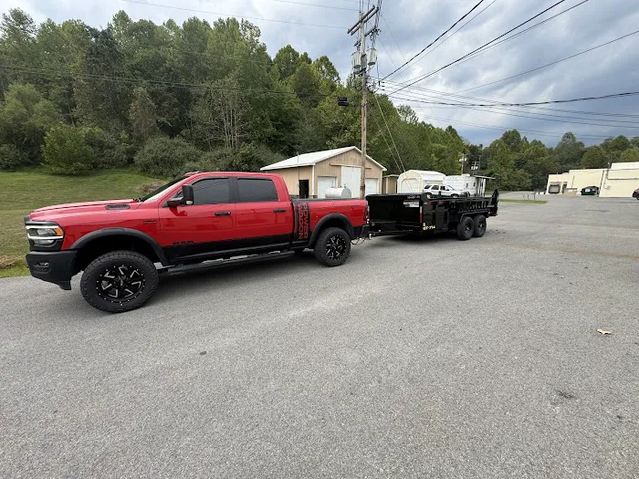 Leonard Truck Outfitters 3
