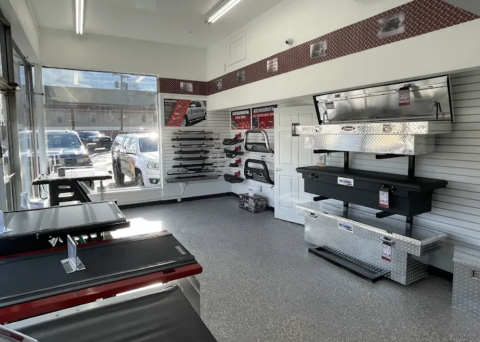 Leonard Truck Outfitters 7