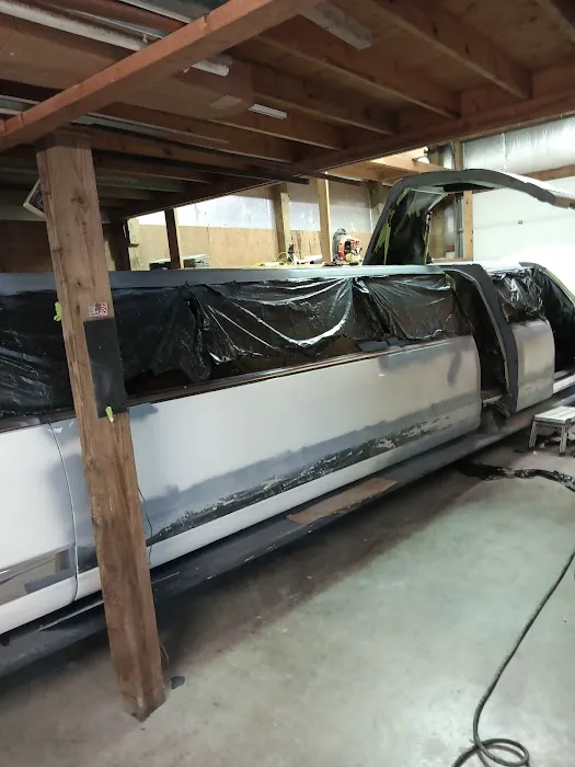 Mo's Auto Repair and Body Shop 4