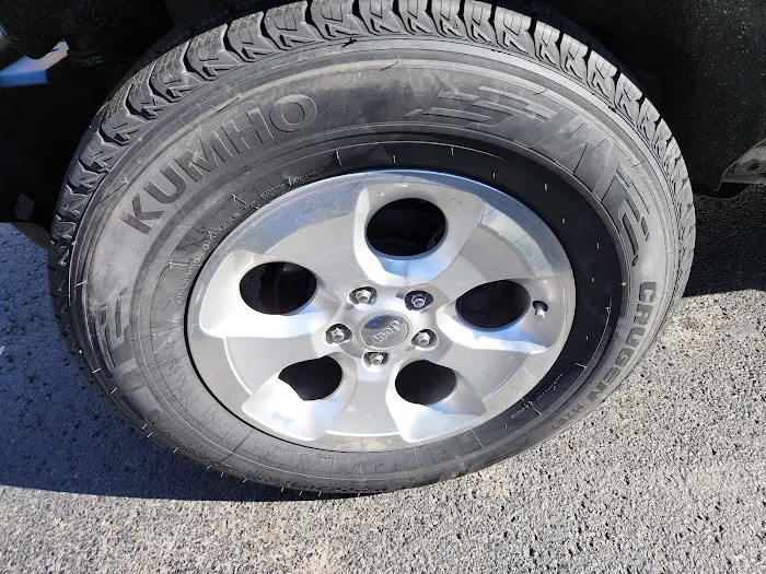 IN & OUT TIRE Clarksburg 6