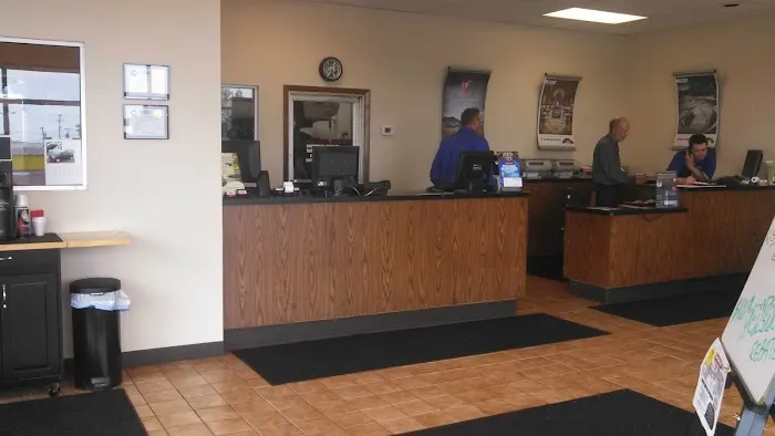 Grismer Tire & Auto Service Center 4