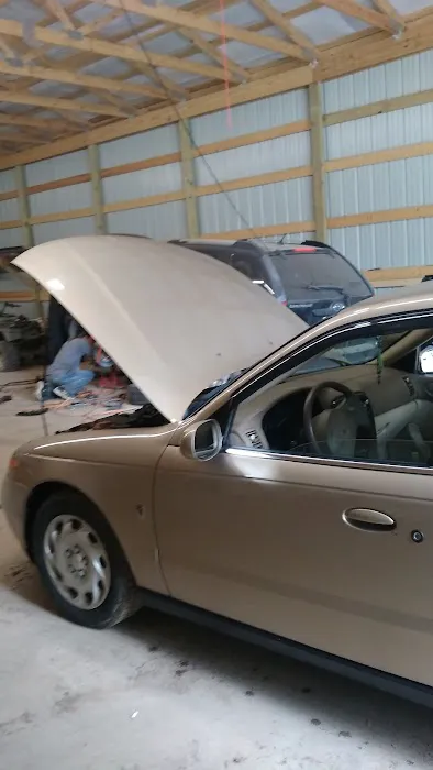 33 Auto Clinic & Towing 0