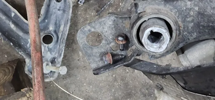 Boone's Auto LLC 0