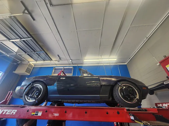 Express Oil Change & Tire Engineers 6