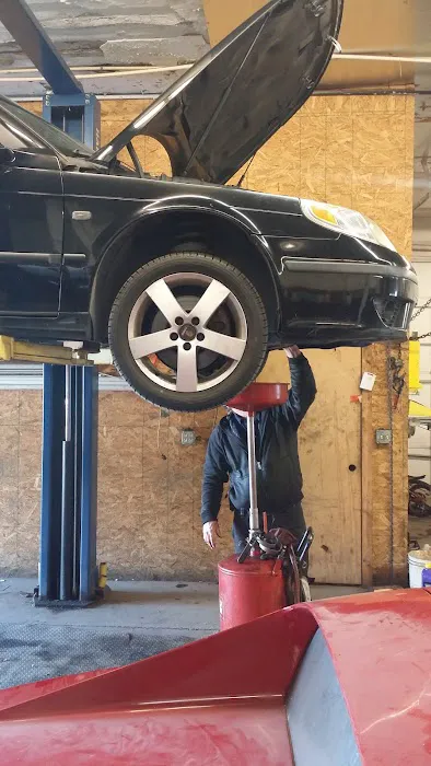 Hurley's Garage 1