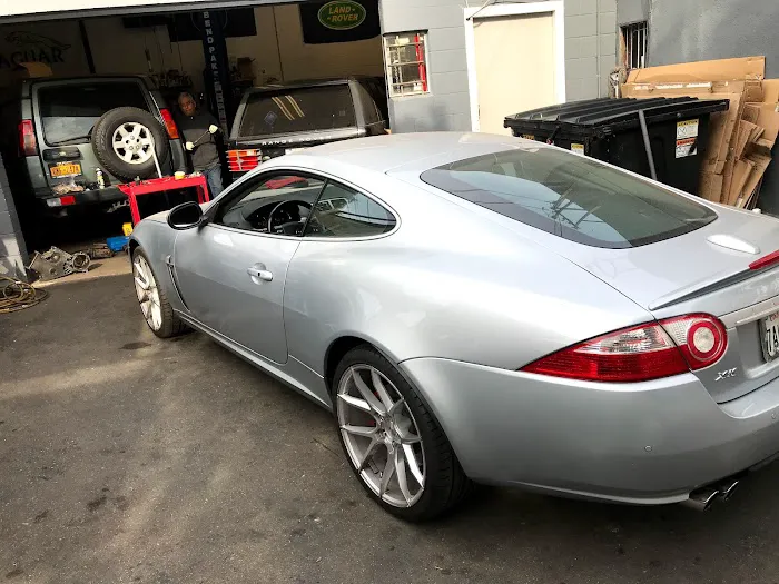 Armandos European Automotive 8