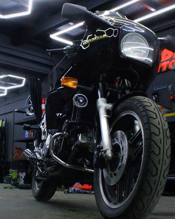 DBK’s Auto Hobby Shop 1