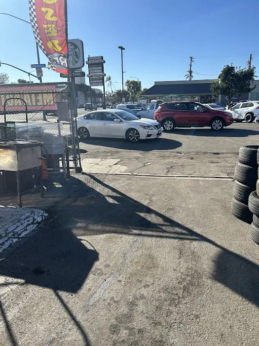 Estilo tire shop 1