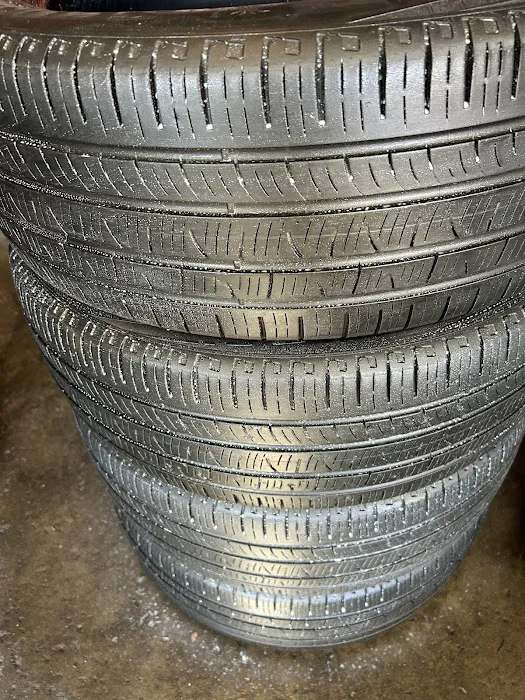 Estilo tire shop 5