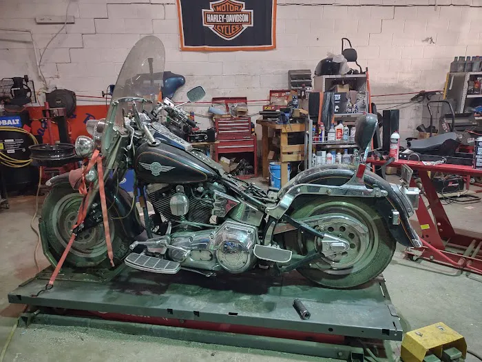 THE SHOP 0