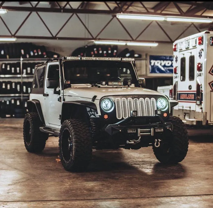 Center Street Service, Wheel & Tire 6