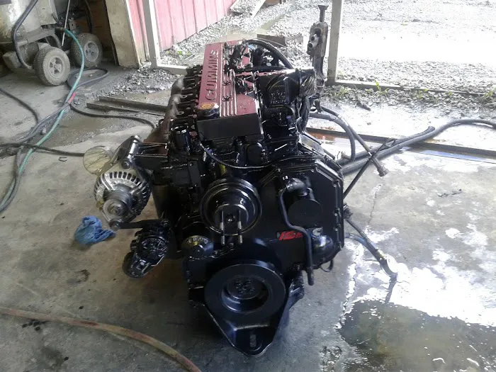 Halcomb Diesel 8