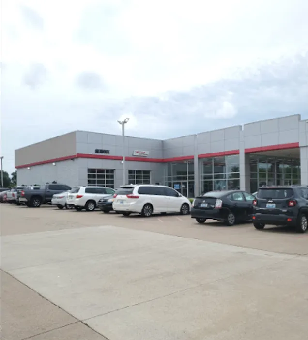 Watermark Toyota Service Department 1