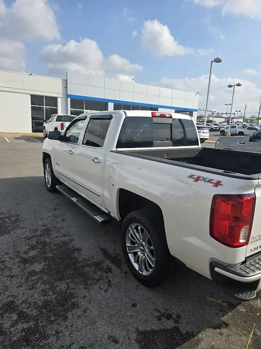 Nick Mayer Chevrolet Buick GMC of Dickson Service Center 1