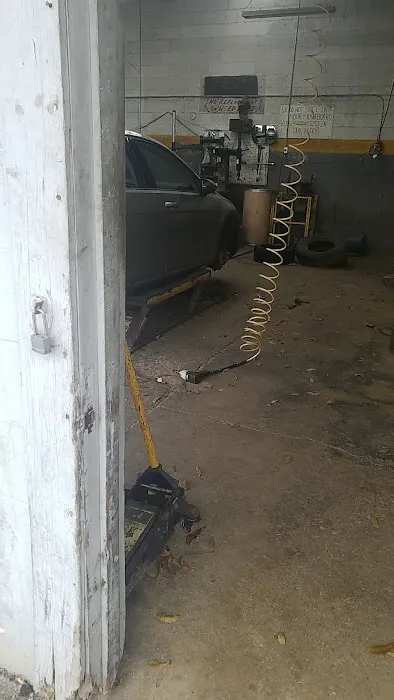 John's Tire Services 2
