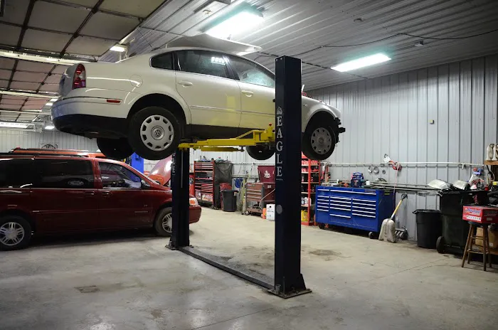 Wayne's Auto Repair 0