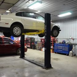 Wayne's Auto Repair ico