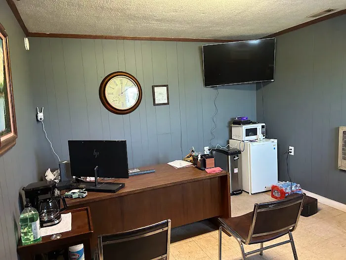Hoppy's Auto LLC 4