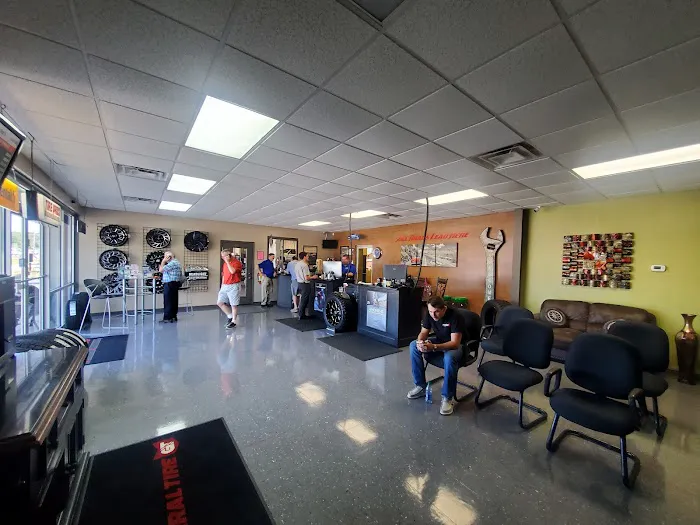 Golden Circle Tire and Service 0