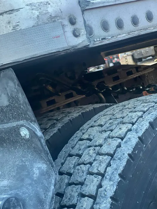 Skelly's Diesel Repair 0