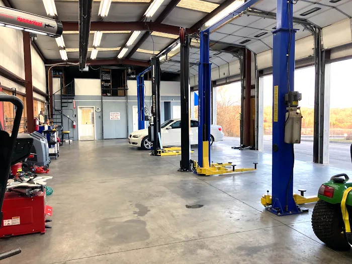 Creekwood Tire & Auto Repair 9