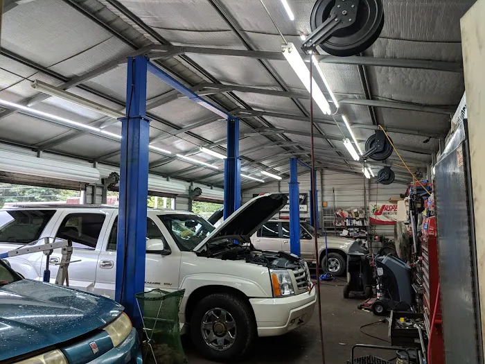 Roberts Auto Repair 9