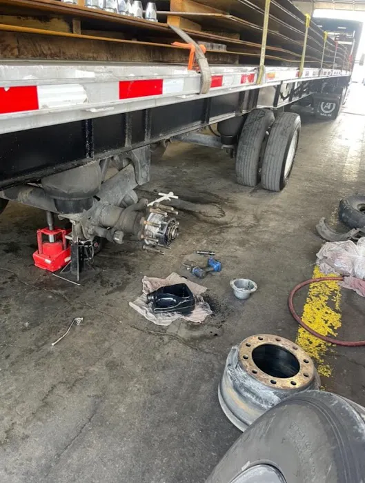 Immediate response truck and trailer repairs 2