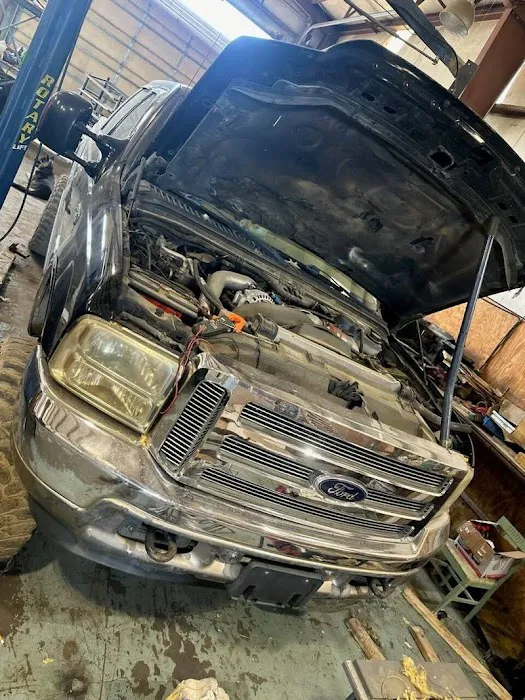 Commercial Truck and Trailer Repair 0
