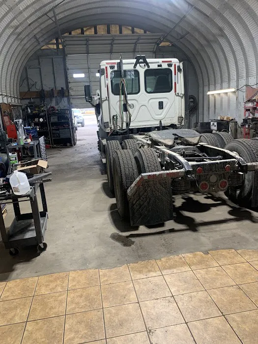 B&M Truck & Trailer Service 9
