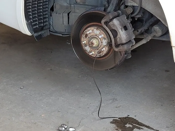 Land's Tire Center 0