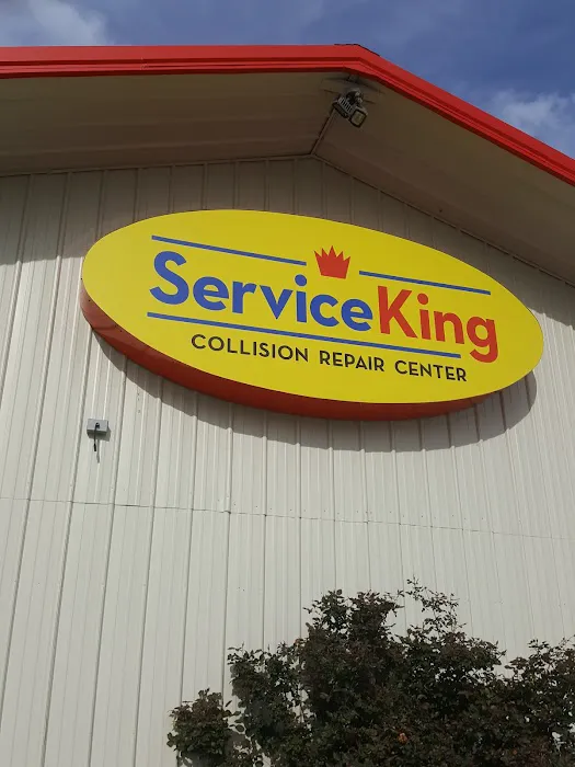 Crash Champions Collision Repair Rawlinson 0