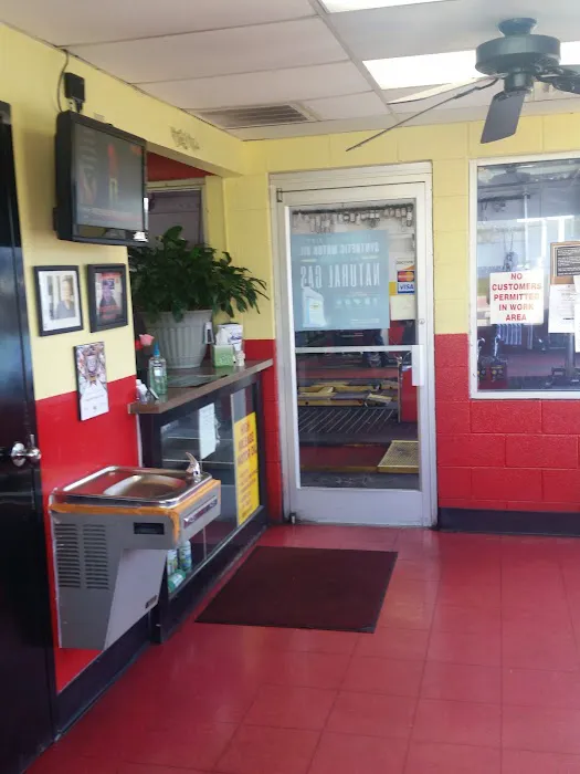 Hope Mills Xpress Lube & Wash 4