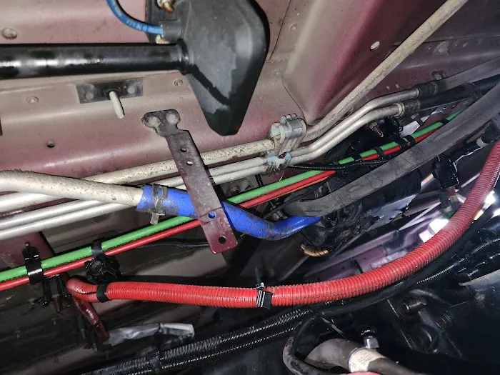 Dj's Truck Repair 7