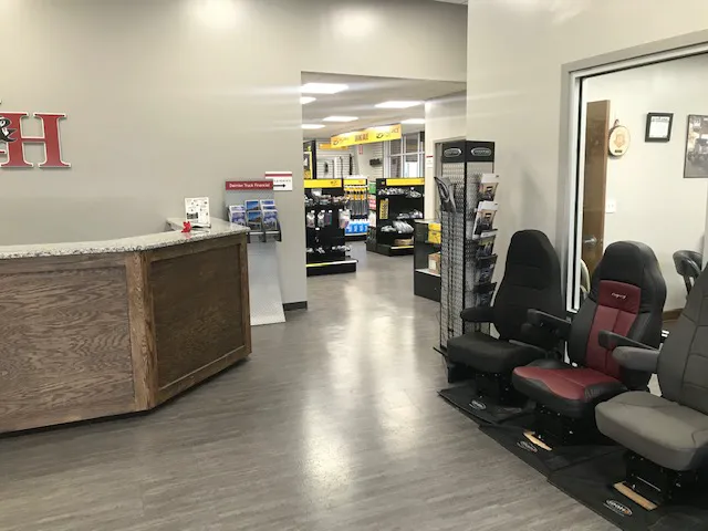 Velocity Truck Centers - Hope Mills Body Shop 6