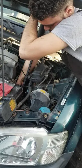301 Express Auto Repair, LLC 9
